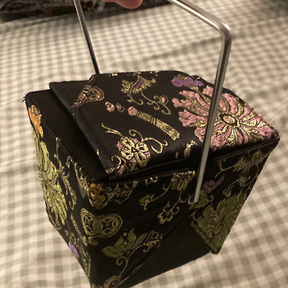 Vintage Asian takeout container floral purse